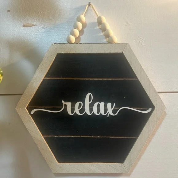 Set of 3 Bathroom Relax Soak Unwind Hexagon Bead Hanging Wall Art - Picture 2 of 4